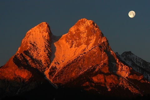 Pedraforca_de_noche