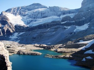 Lago-marboré-y-glaciar-monte-perdido