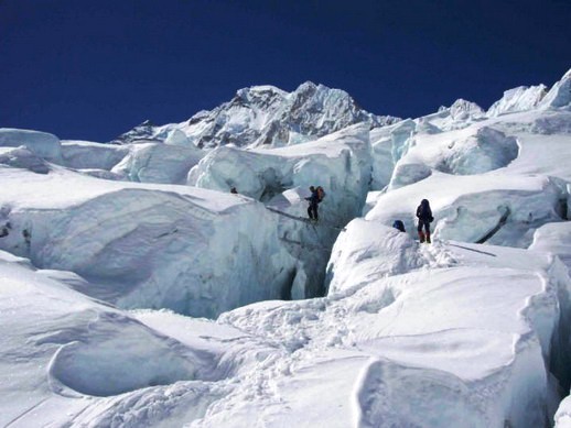 cascada-de-hielo-del-glaciar-khumbu