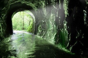 túnel-vía-Verde-de-Plazaola–Leitzaran
