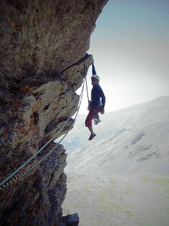 Escalador-Cerca-del-Cielo