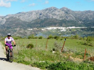 Sacacorchos es una travesía en BTT por el PN de Grazalema y los Alcornocales 