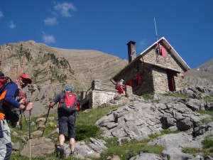 pico-cotiella-desde-armeña