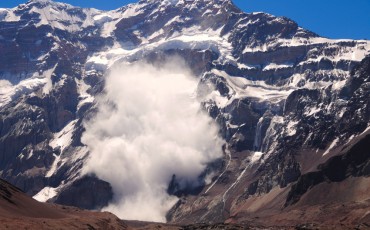 avalancha_cara_sur_aconcagua