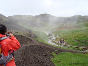 Valle_de_Reykjadalur_islandia_hot_springs