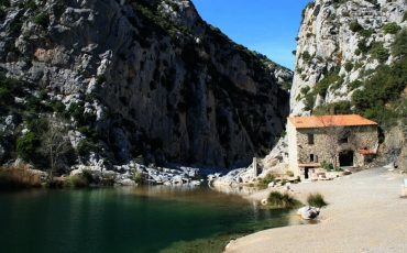 escalar-Les-Gorges-du-Gouleyrous