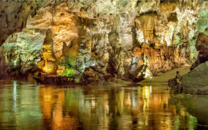 Cueva-de-Son-Doong-en-Vietnam