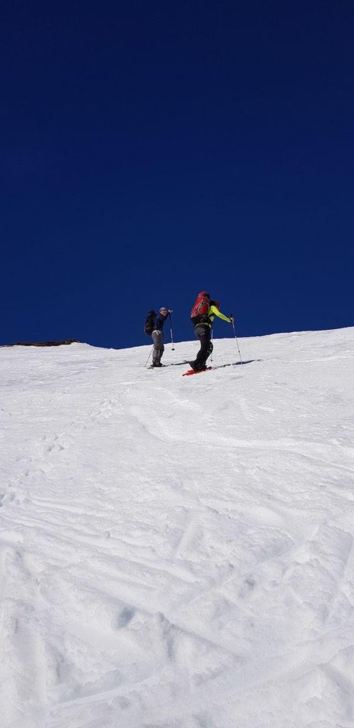 pico-de-la-mina-desde-porte-puymorens-esquí-raquetas-invierno