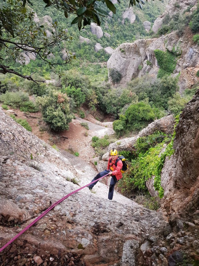 clot dels cargols ferrata del lloro pou de la portella montserrat