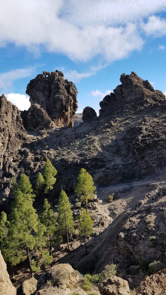 roque-nublo