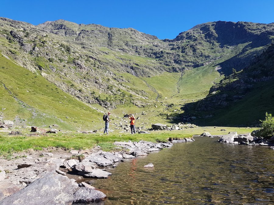 medacorba-roca-entravessada-desde-arinsal