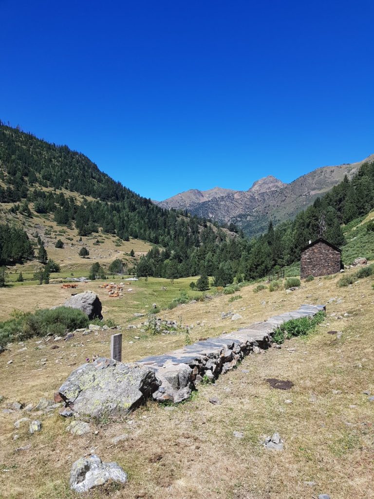 cabaña-pla-boet-pica-roja