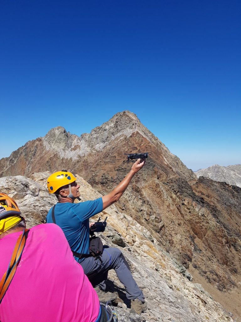 Pico _Maou_desde_Lac_du_Cap_de_Long