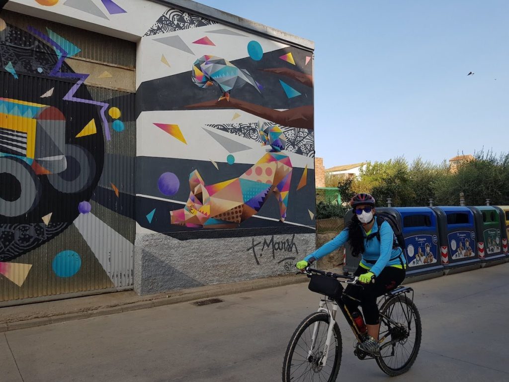 Graffitis_penelles_ruta_bici