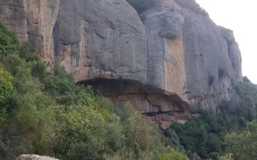 torrent_de_la_coma_alta_cova_arcada_montserrat