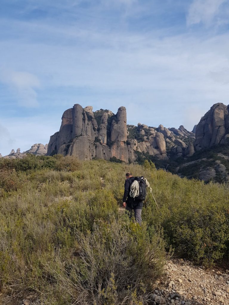 torrent_de_la_coma_alta_cova_arcada_montserrat