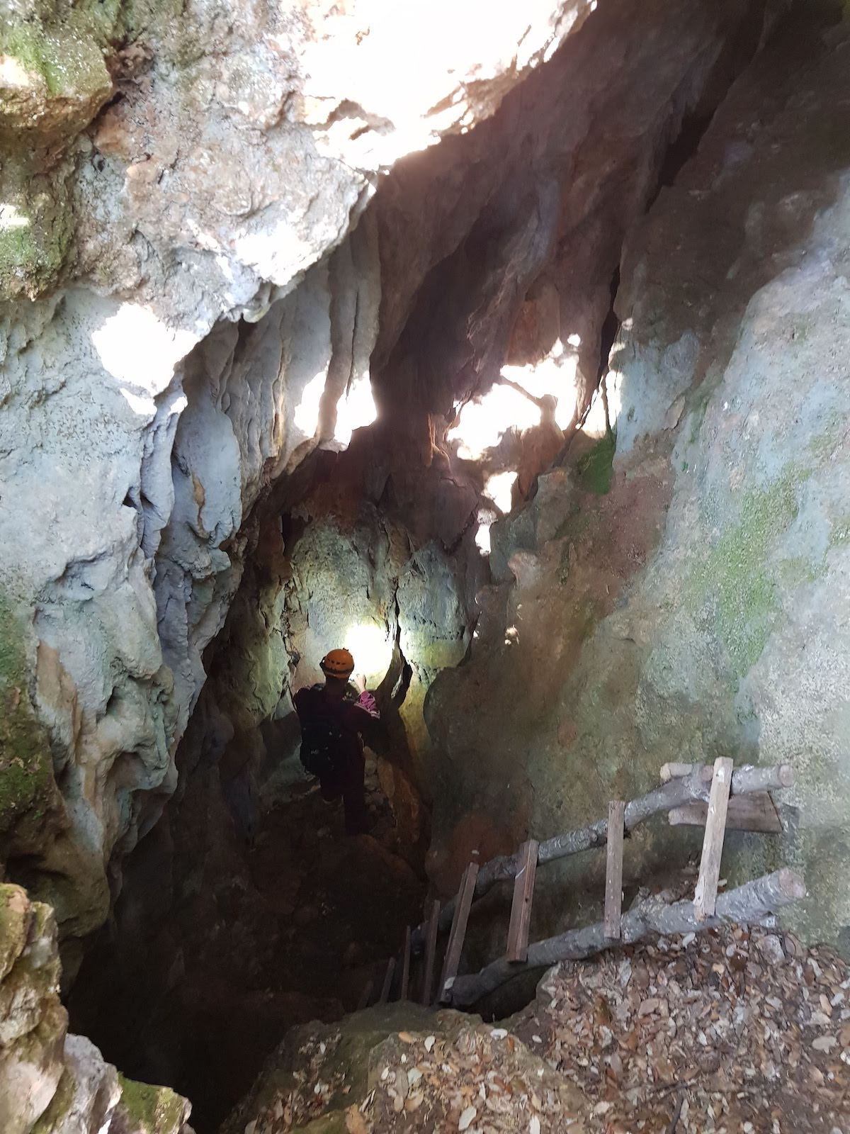 cueva_de_l_orri