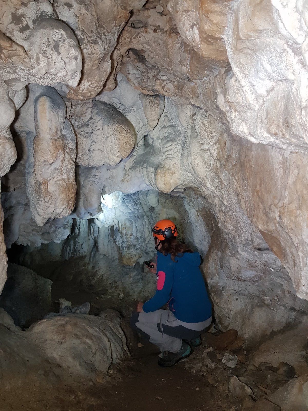 cueva_san_leon_desde_puerto_de_herrera