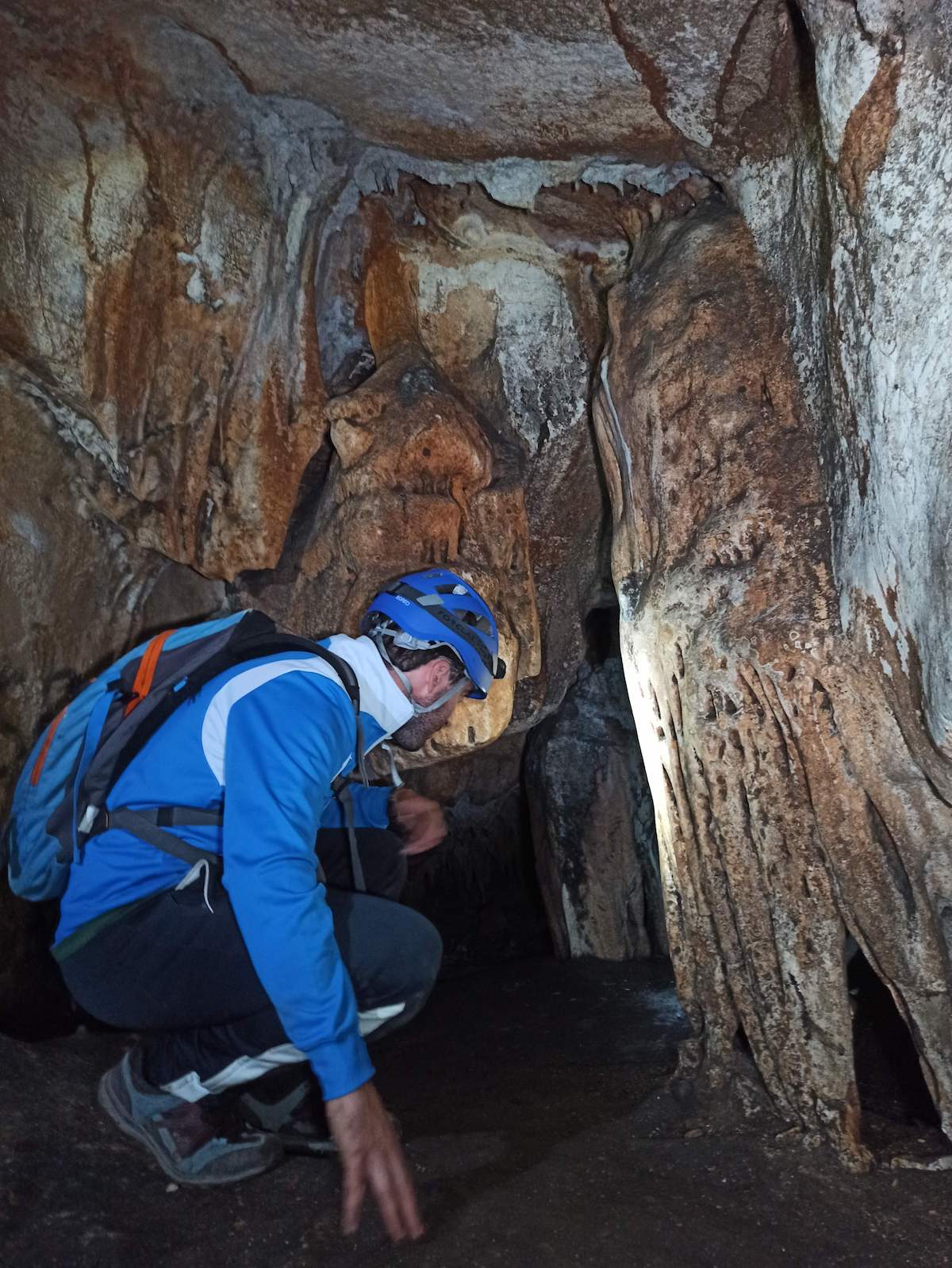 cueva_del_asno_los_rabanos