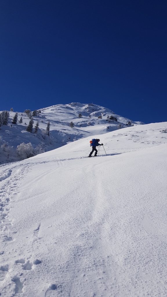 Montcorbison_con_nieve_invierno