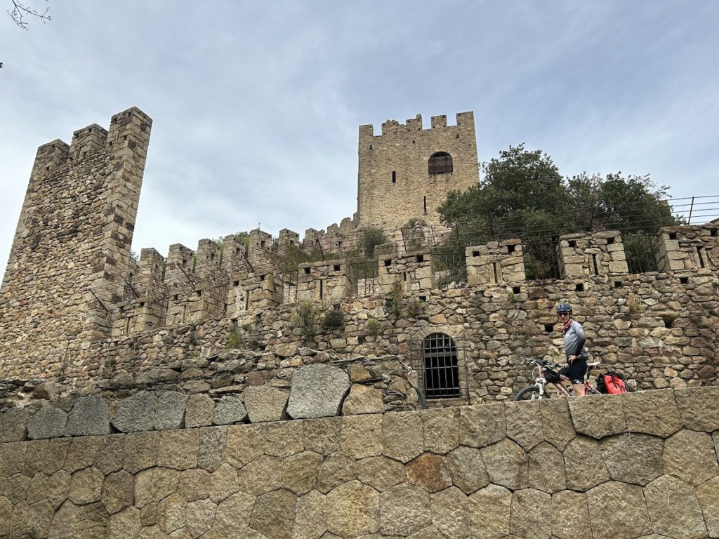 castell_de_requesens